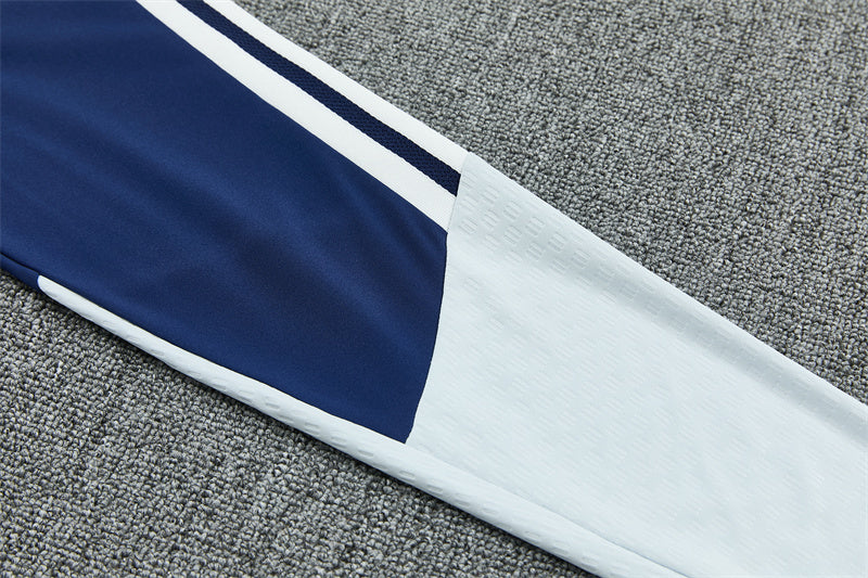Chándal Real Madrid Azul Marino y Blanco