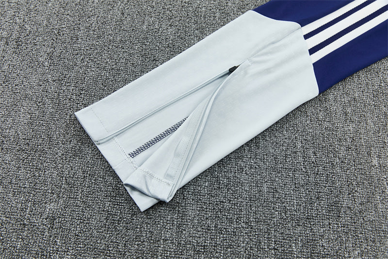 Chándal Real Madrid Blanco y Azul Marino