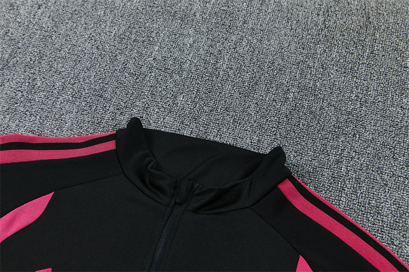 Chándal Real Madrid – Negro y Rosa