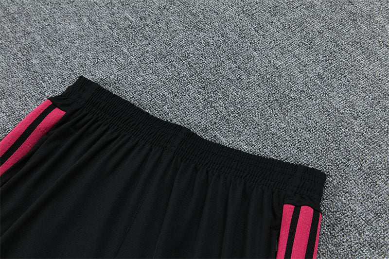 Chándal Real Madrid – Negro y Rosa