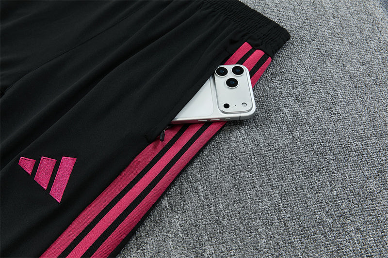 Chándal Real Madrid – Negro y Rosa